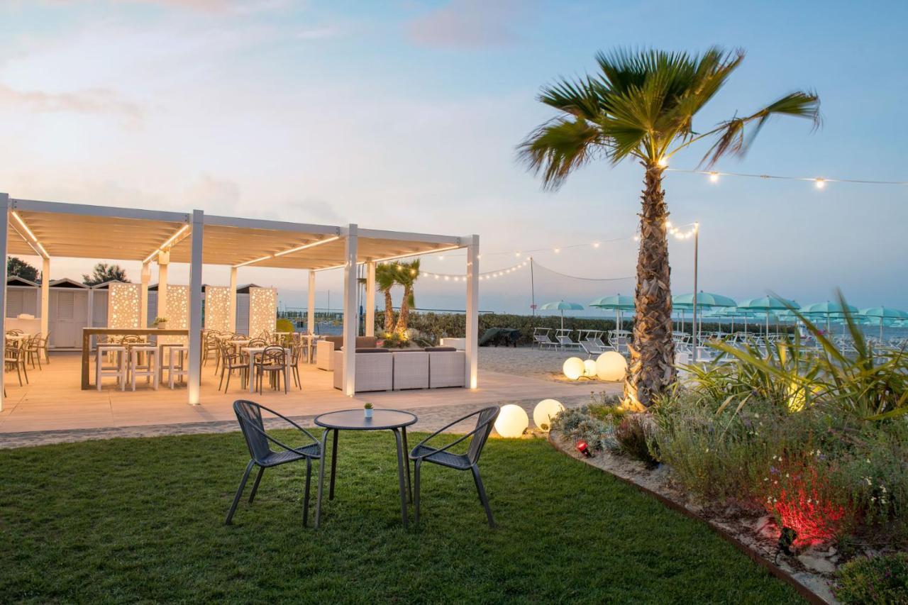 Blu Suite Resort Bellaria-Igea Marina Exterior foto